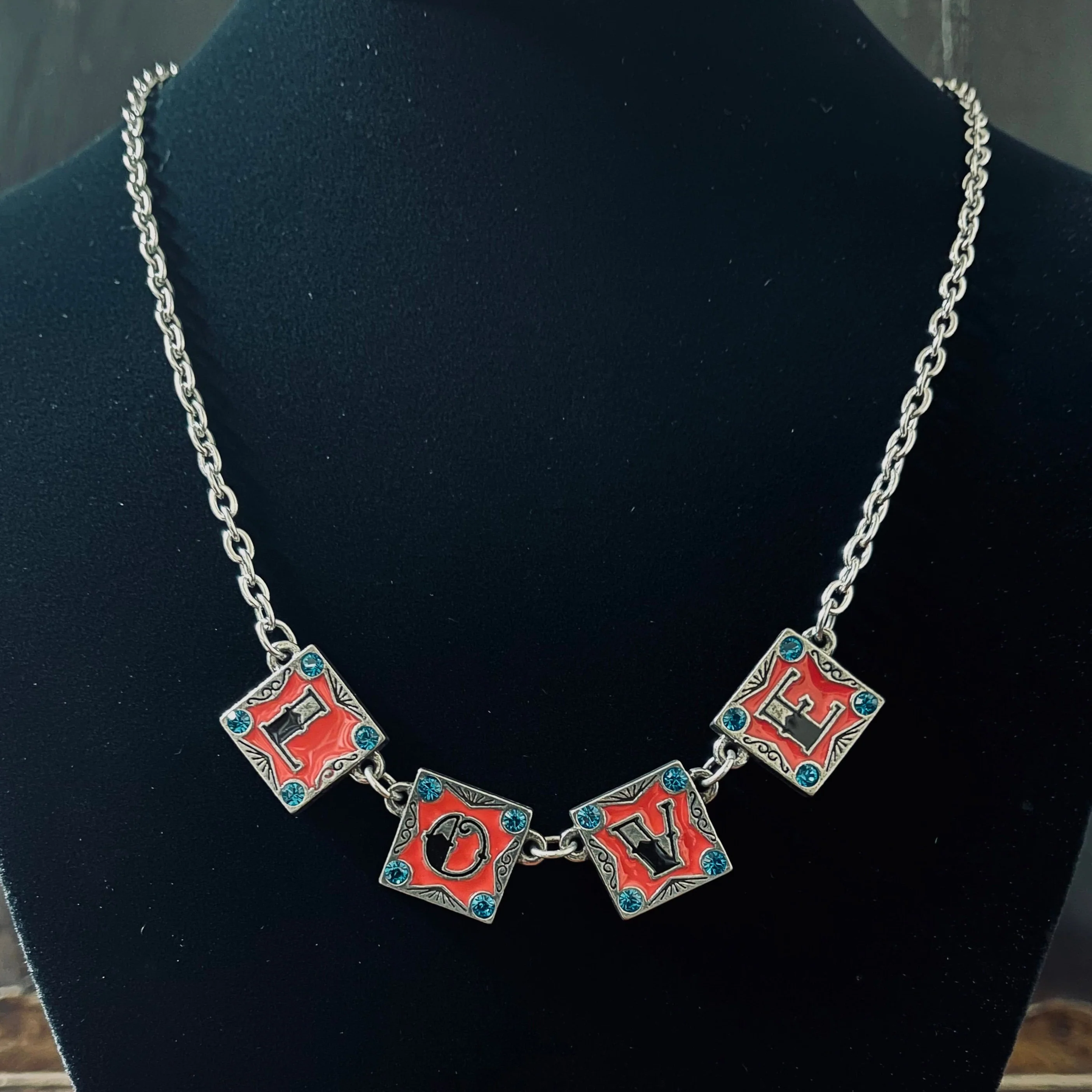 LOVE IN COLOR NECKLACE