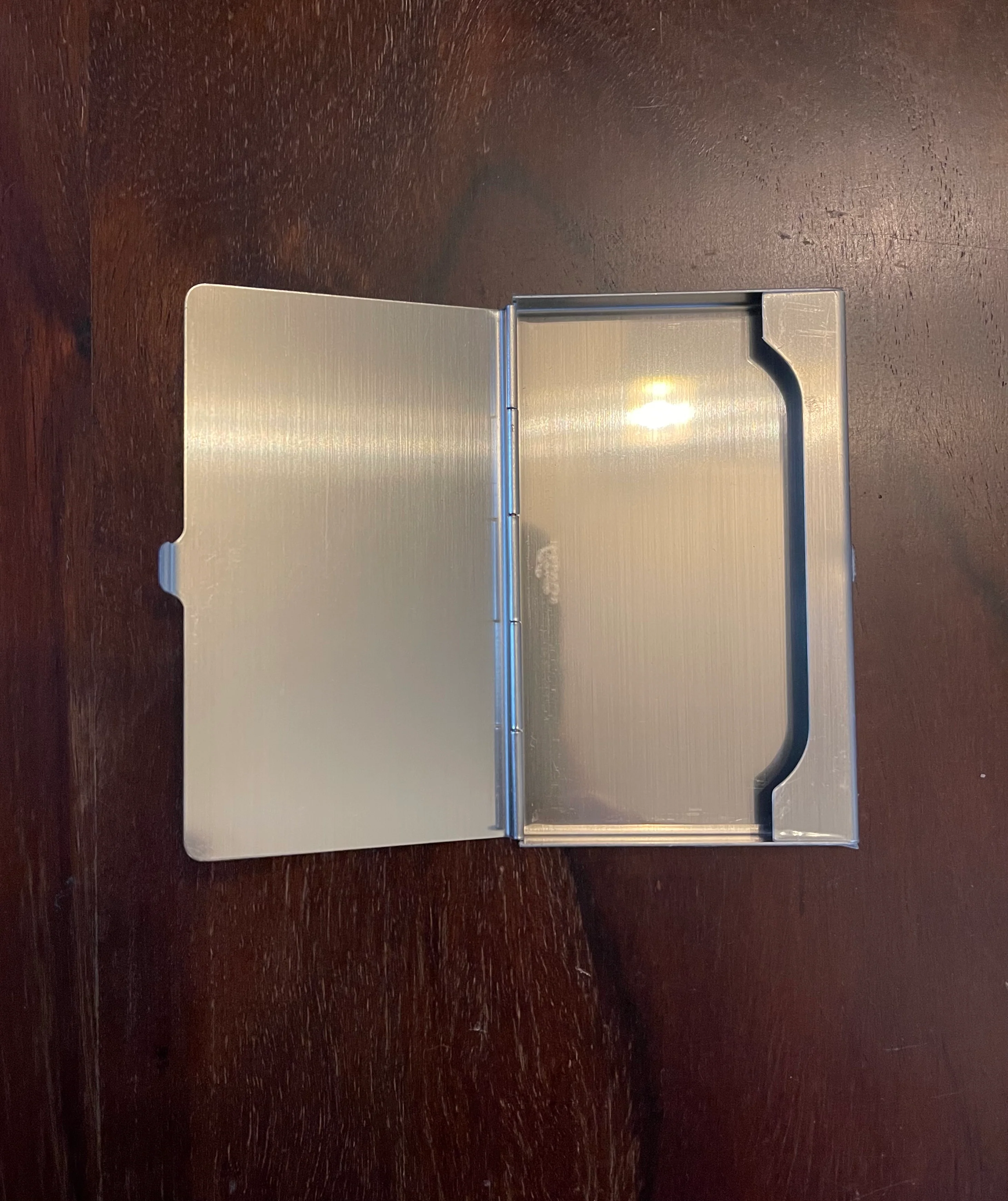 SACRED HEART CARD CASE - Image 3